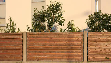 Nowoczesne ogrodzenia drewniane - moda czy produkt na lata?