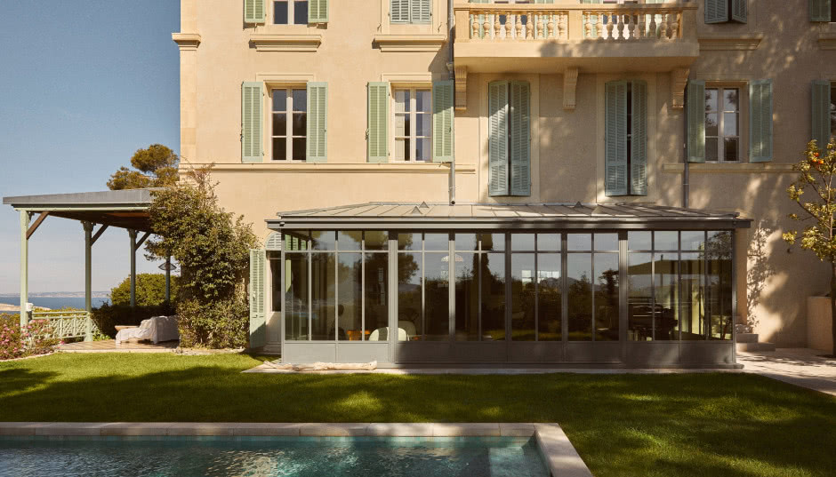 Zabytkowa willa w sercu Marsylii. Ma taras na dachu!