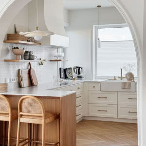 Jak dbać o podłogę olejowaną, by wyglądała jak nowa przez lata? Ekspertki zdradzają najskuteczniejsze zasady pielęgnacji