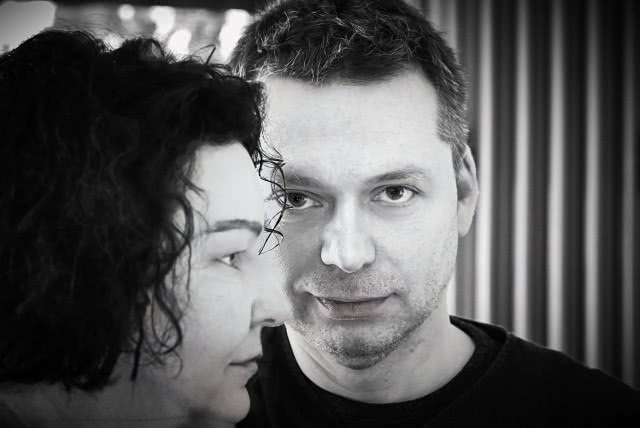 Aldona Bejnarowicz i Piotr Gęsicki - stylistka i fotograf.
