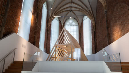 Wędrówka przez stulecie polskiego wypoczynku: Niepowtarzalna wystawa w Muzeum Architektury we Wrocławiu