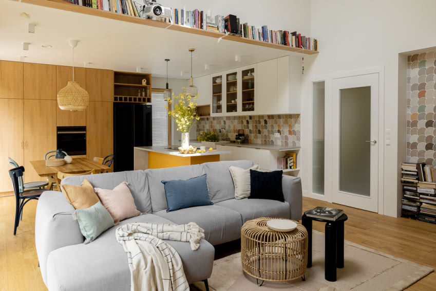 Domownicy są miłośnikami
książek, konieczne...