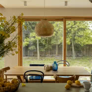 Dom w Sulejówku - powstał z inspiracji stodołą!