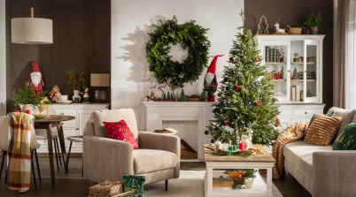 Poczuj magię Świąt! Oto 4 trendy 2025, dzięki którym Twój dom rozbłyśnie radosnym, świątecznym szczęściem