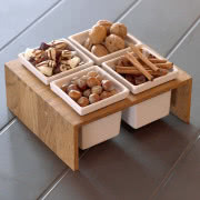 Dwa w jednym, czyli stolik lub puf – dwustronne...