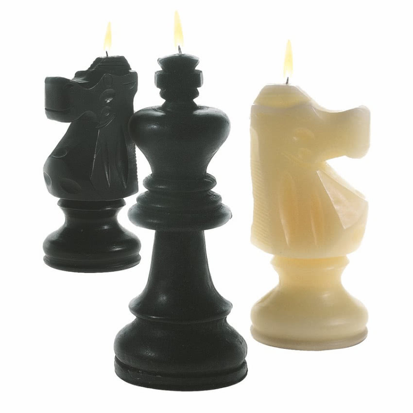 Świeczki w kształcie
figur szachowych The...
