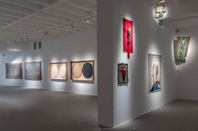 Wystawa daru Teresy i Andrzeja Starmach dla muzeów krakowskich
