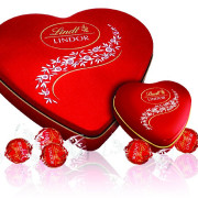 Koc z poduszką w kształcie serca, poliester,...