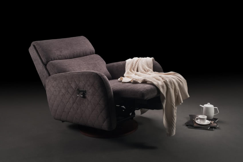 Rozkładany fotel bujany Corso od Blanche...