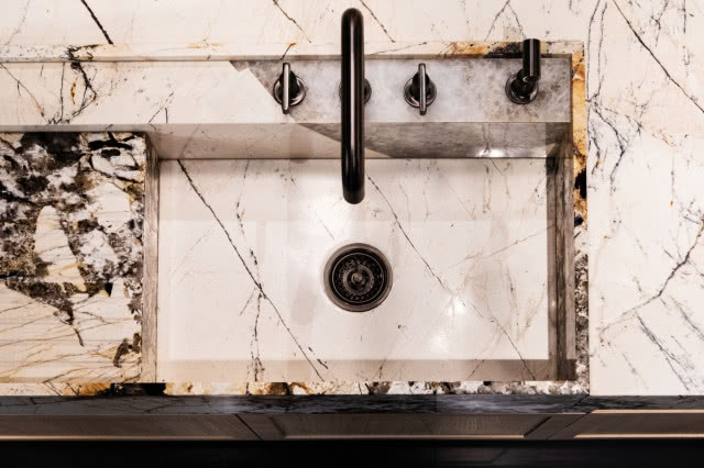 zlewozmywak ujęty z góry