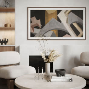 fotel, okrągły stolik kawowy, telewizor, kanapa, belki stropowe, dywan, duży zielony kwiat w doniczce