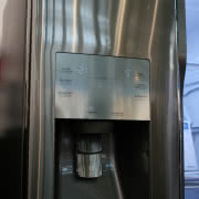 Piekarnik Chef Collection można obsługiwać za...