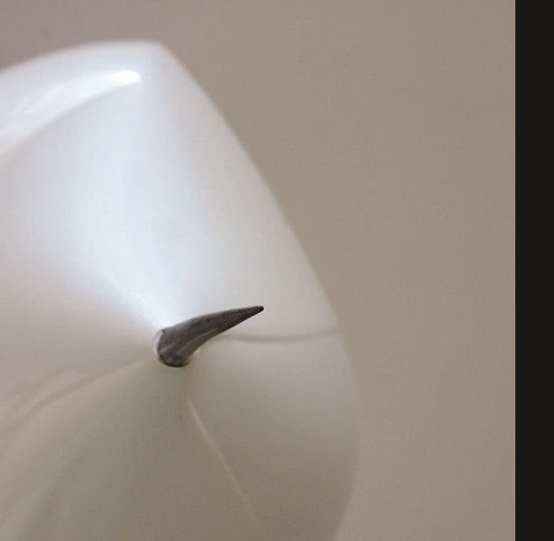 Martyna Pająk, "Własne centrum", żywica, metal,...