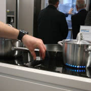 Piekarnik Chef Collection można obsługiwać za...