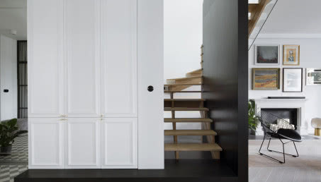 Apartament z prywatną biblioteką