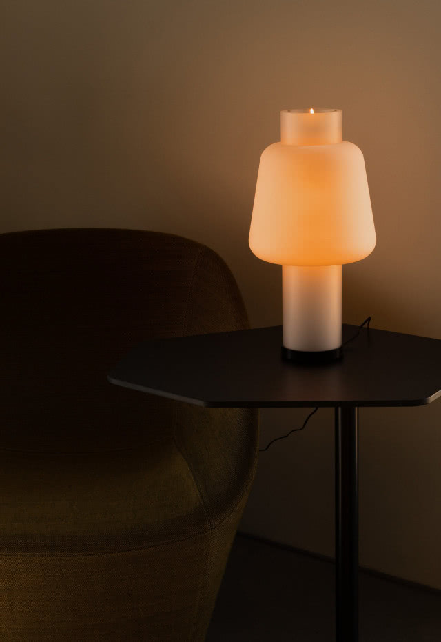 Candlamp, projekt: Juhász Enikő, Moholy-Nagy University of Arts and Design, Węgry lodzdesign.com/makeme/katalog/candlamp