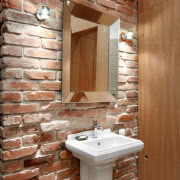 Otwarta strefa dzienna jest równo podzielona na...