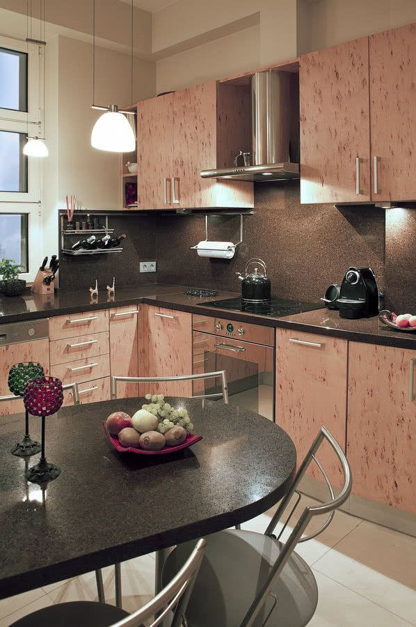 Pierwotnie z kuchni prowadziły na klatkę...