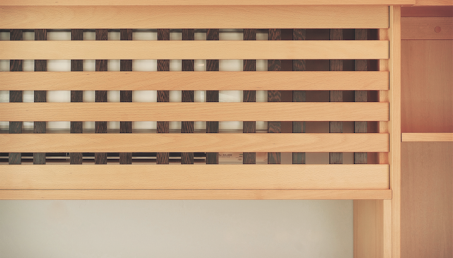 Zabudowa klimatyzatora - jak osłonić brzydki klocek?