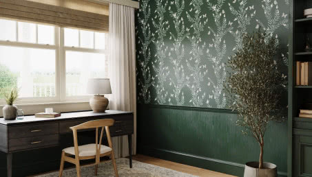 Butelkowa zieleń we wnętrzach. Z czym łączyć butelkową zieleń?