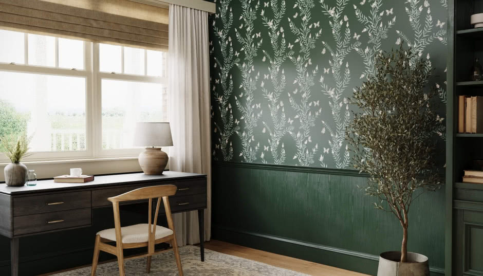 Butelkowa zieleń we wnętrzach. Z czym łączyć butelkową zieleń?