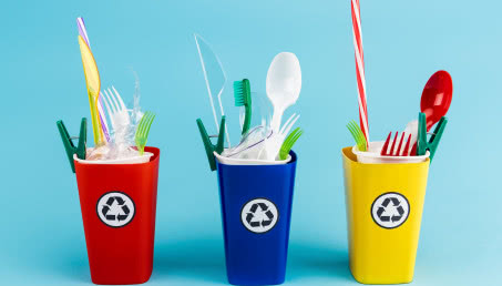 Jak wygospodarować miejsce do segregacji śmieci w małym mieszkaniu - 5 ciekawych pomysłów