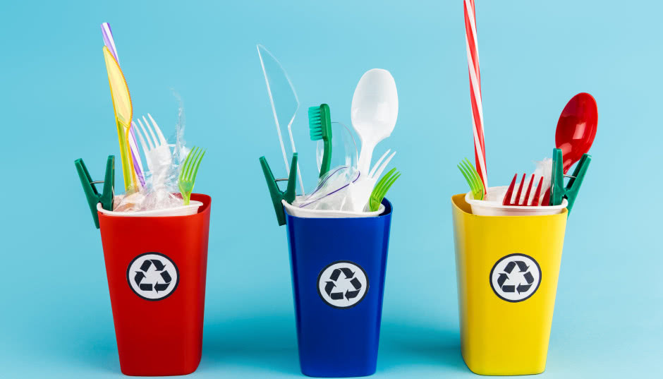 Jak wygospodarować miejsce do segregacji śmieci w małym mieszkaniu - 5 ciekawych pomysłów