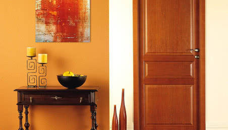 Drzwi w salonie