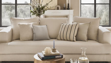 Jak wybrać stolik kawowy? Pomysły na dopasowanie stolika do salonu