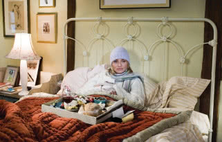 Rustykalna sypialnia - kadr z filmu "Holiday"