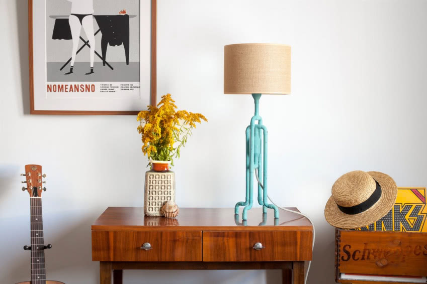 Miedź zastosowana w lampach Zapalgo występuje w...