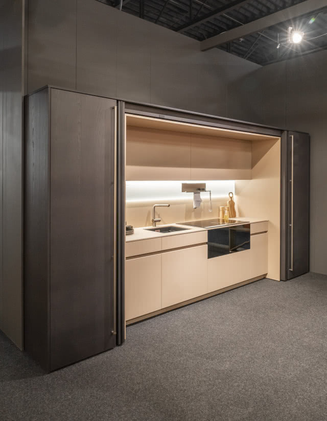 kuchnia z zamykanymi frontami