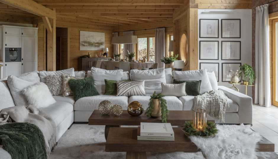 Święta w drewnianym domu - tu króluje klimat chalet chic!