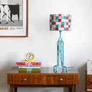 Miedź zastosowana w lampach Zapalgo występuje w...