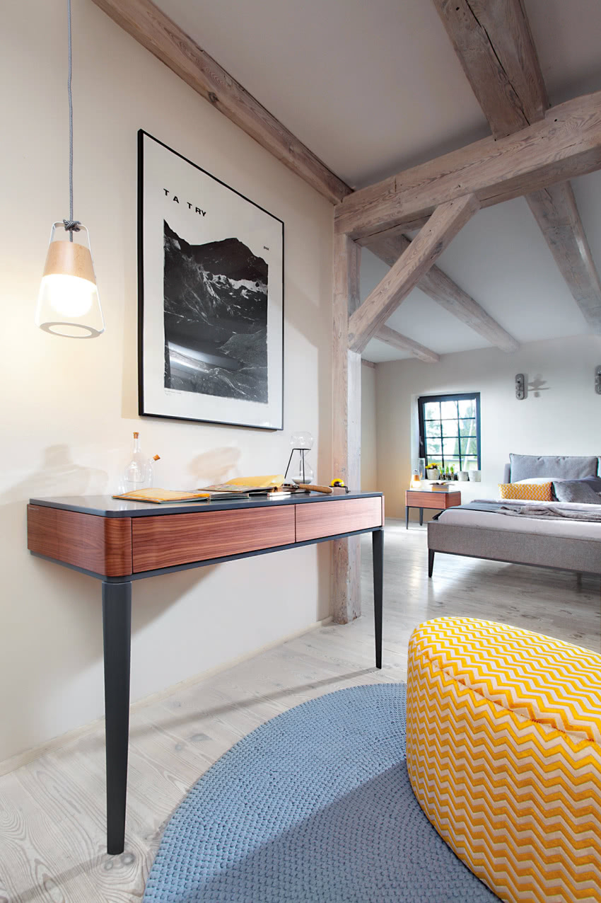 Lampa Latarnia, współczesna interpretacja...