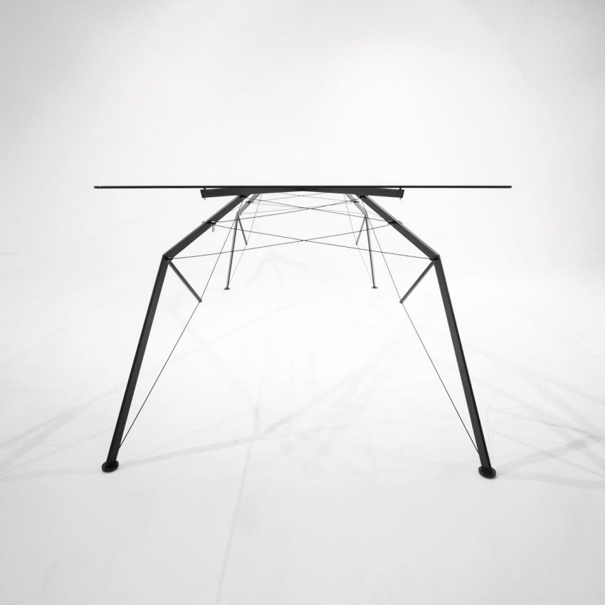 Słowo "arana" w języku hiszpańskim oznacza...