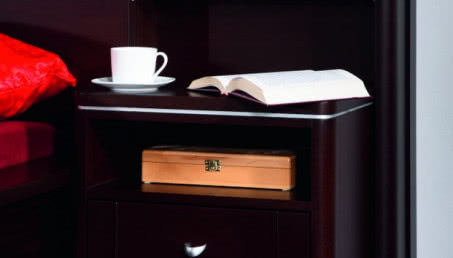 Wybieramy meble do sypialni - szafki nocne