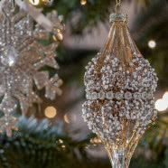 Święta w drewnianym domu - tu króluje klimat chalet chic!