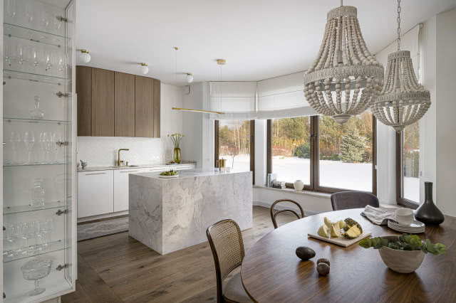dom w stylu modern farmhouse