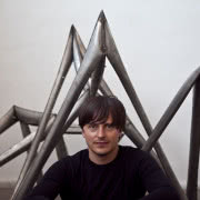 Holm House - projekt lamp Oskara Zięty