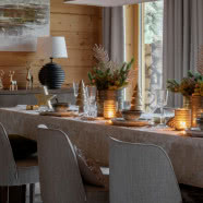 Święta w drewnianym domu - tu króluje klimat chalet chic!