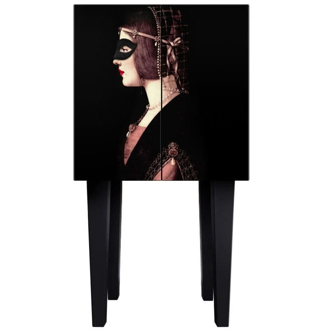 Elegancka i kompaktowa komoda Catherine