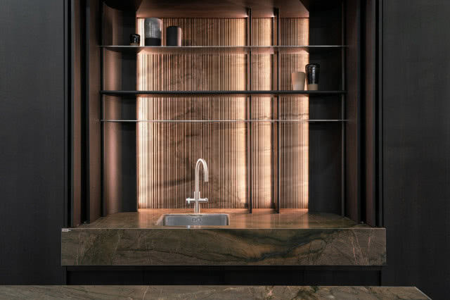 kuchnia z podświetlanym kamieniem