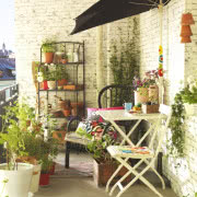 raz salonik pod chmurką - dzięki składanym...