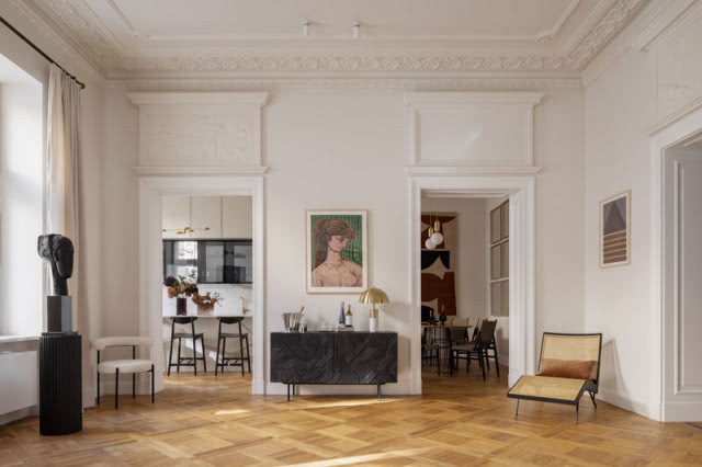 widok na konsolę i obraz