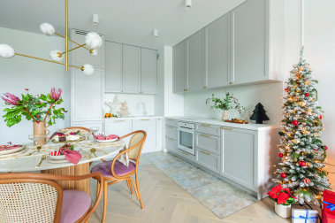 Pastelowe Święta w stylu glamour! W salonie stanęła błękitna kanapa!