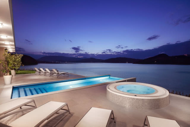 basen infinity i jacuzzi