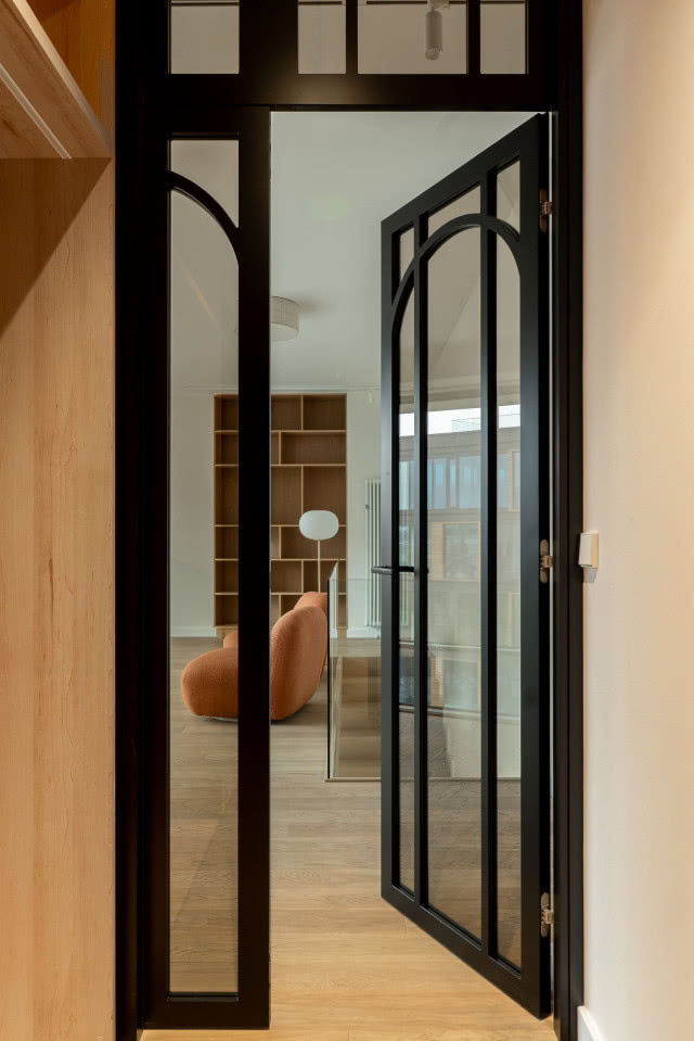 przeszklone drzwi w stylu art deco