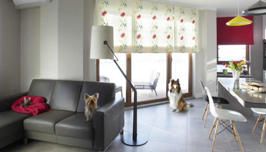 Kolory wnętrz - szarość i barwne akcenty