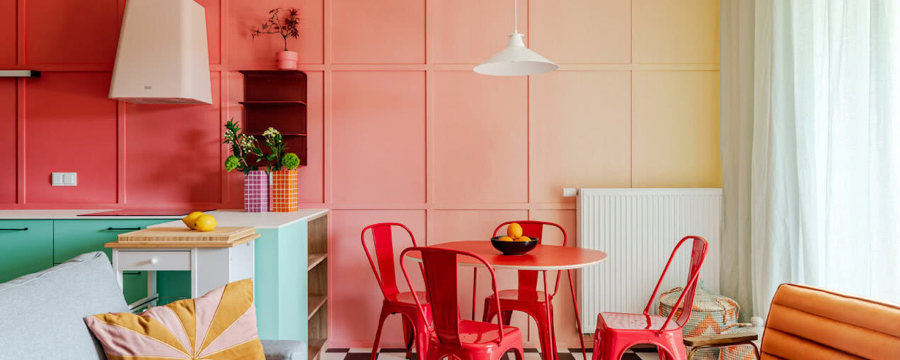 Kalifornijskie szaleństwo na Woli. Pastelowy zawrót głowy na 43 m2